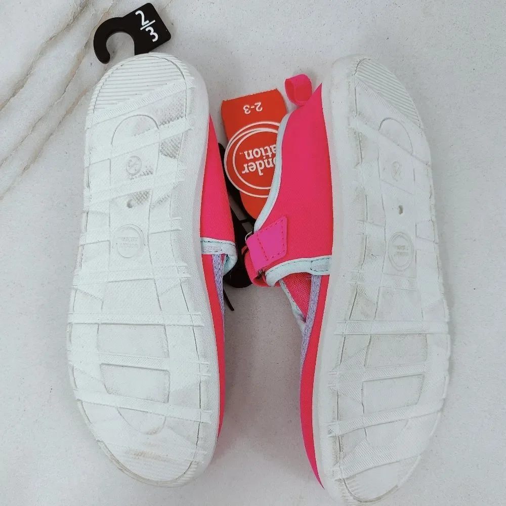 NWT Wonder Nation Toddler Girls' Neon Hot Pink Water Shoes, Sz 2-3